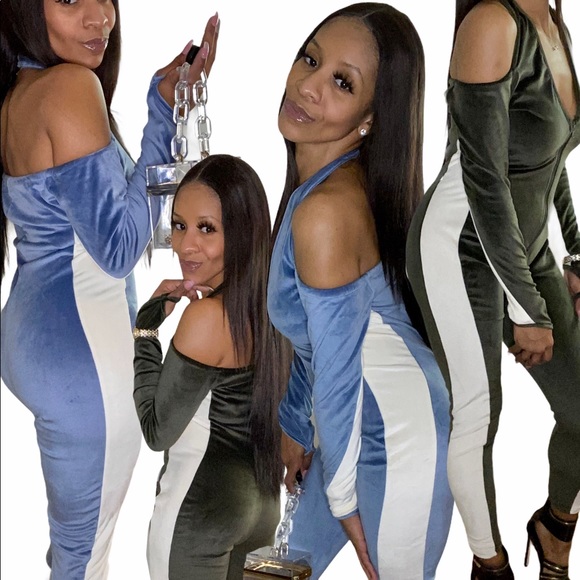 Stylish Purple Velvet Jumpsuit - Picture 2 of 3